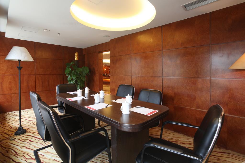 Ramada Plaza Guangzhou Otel Dış mekan fotoğraf